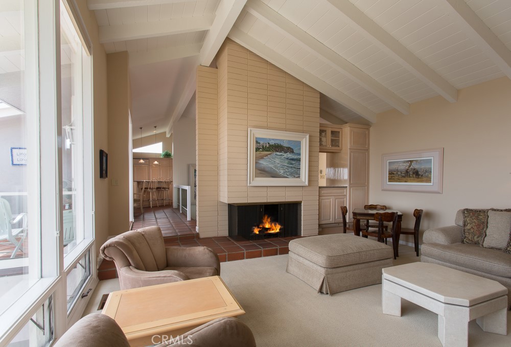 1004 Emerald Bay