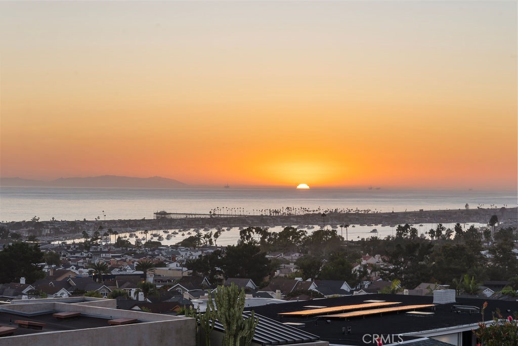 Harbor View Hills (Robertson) (HVWR) - Residential Lease