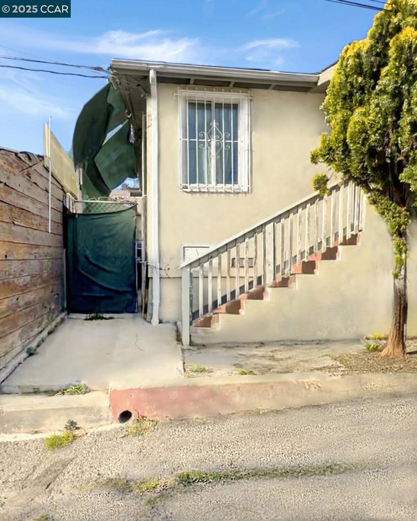Charming Duplex in Oakland – Ideal Investment or Owner-Occupant Opportunity Don't miss this well-maintained duplex in the heart of Oakland! Each unit features 1 bedroom and 1 bathroom, offering functional layouts and comfortable living spaces. Both units come with their own detached 1-car garage, providing rare and convenient off-street parking. The property is on shared utility meters and is equipped with wall furnaces for heating. Over the years, the owner—who has held the property for over two decades—has made various improvements while maintaining the character of the home. The sale is offered as-is, presenting a great opportunity for investors or buyers looking to personalize or upgrade over time. Located with easy access to freeways and local shops, this duplex offers both excellent commuter convenience and proximity to daily amenities. Whether you're expanding your portfolio or looking to live in one unit and rent the other, this property has solid potential.