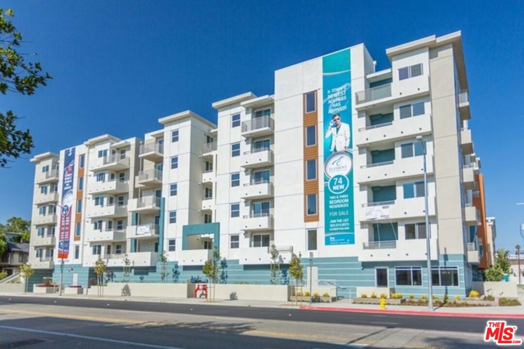 Modern 2BR/2BA condo in prime Koreatown location. Built in 2015, one owner, well-maintained with hardwood floors, granite kitchen, stainless steel appliances, recessed lighting, dual balconies, and in-unit laundry. Amenities include secured tandem parking, bike storage, fitness center with yoga/meditation area. Walking distance to Target, Chapman Plaza, top restaurants, and minutes to DTLA. Perfect for city living in one of LA's most vibrant neighborhoods!