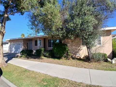 Photo of 2100 Martin Luther King Jr Ave, Long Beach, CA 90806 (MLS # PW25248933) Photo of 2100 Martin Luther King Jr Ave, Long Beach, CA 90806 (MLS # PW25248933)