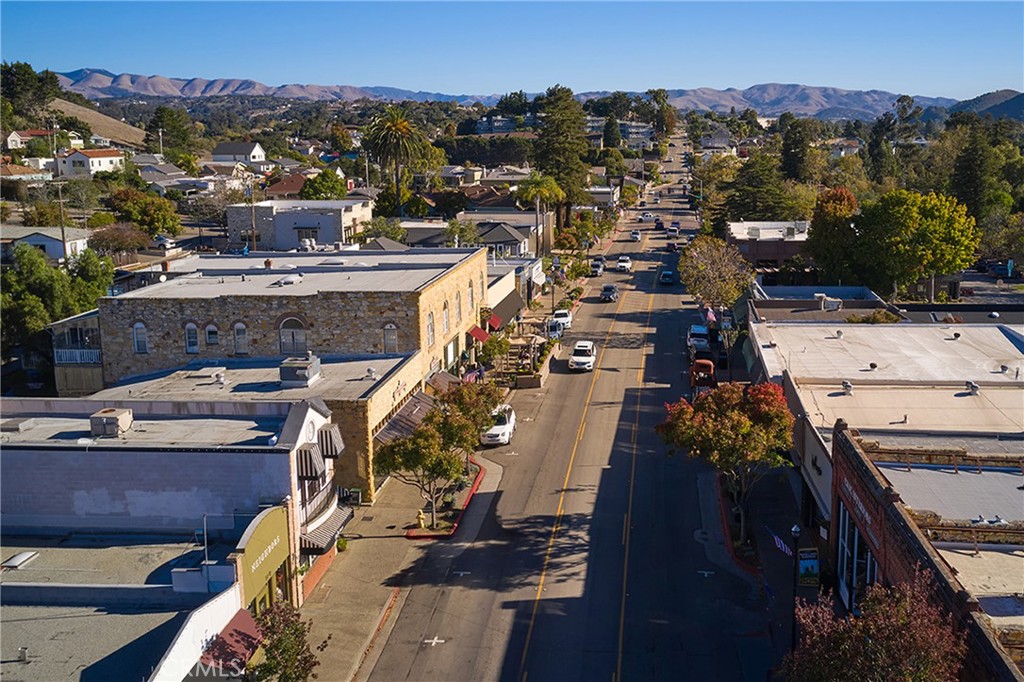 East of 101(500) - Residential