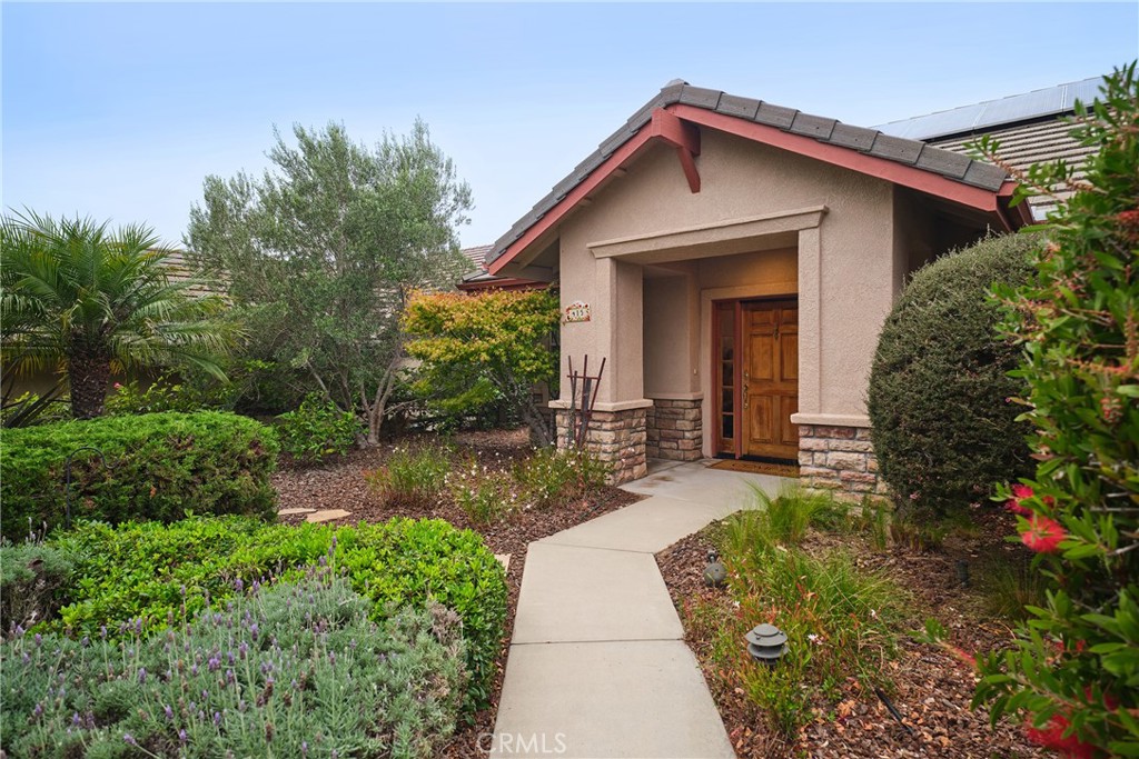 East of 101(500) - Residential