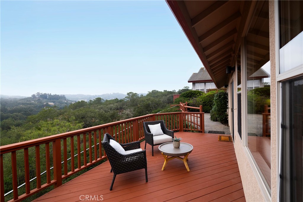 East of 101(500) - Residential