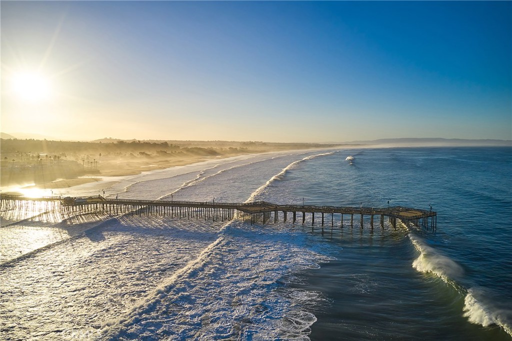 East of 101(500) - Residential