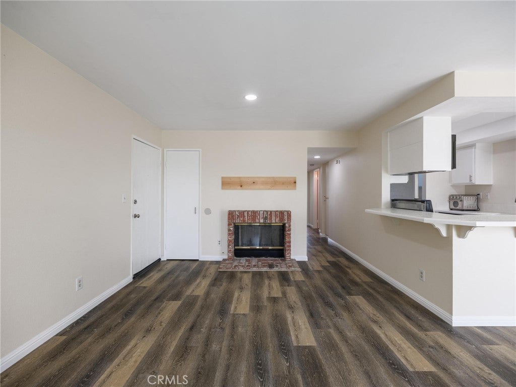 1229 W 223rd Street 211