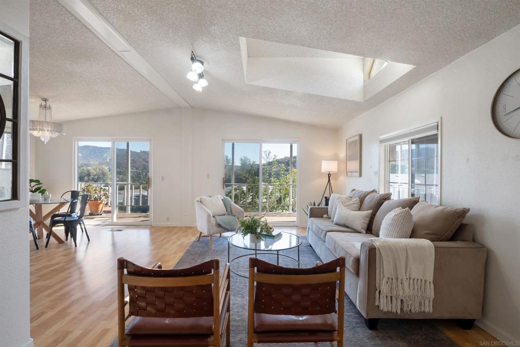 El Cajon - Manufactured In Park