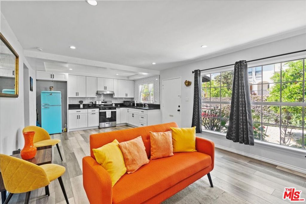 11710 Hartsook Street