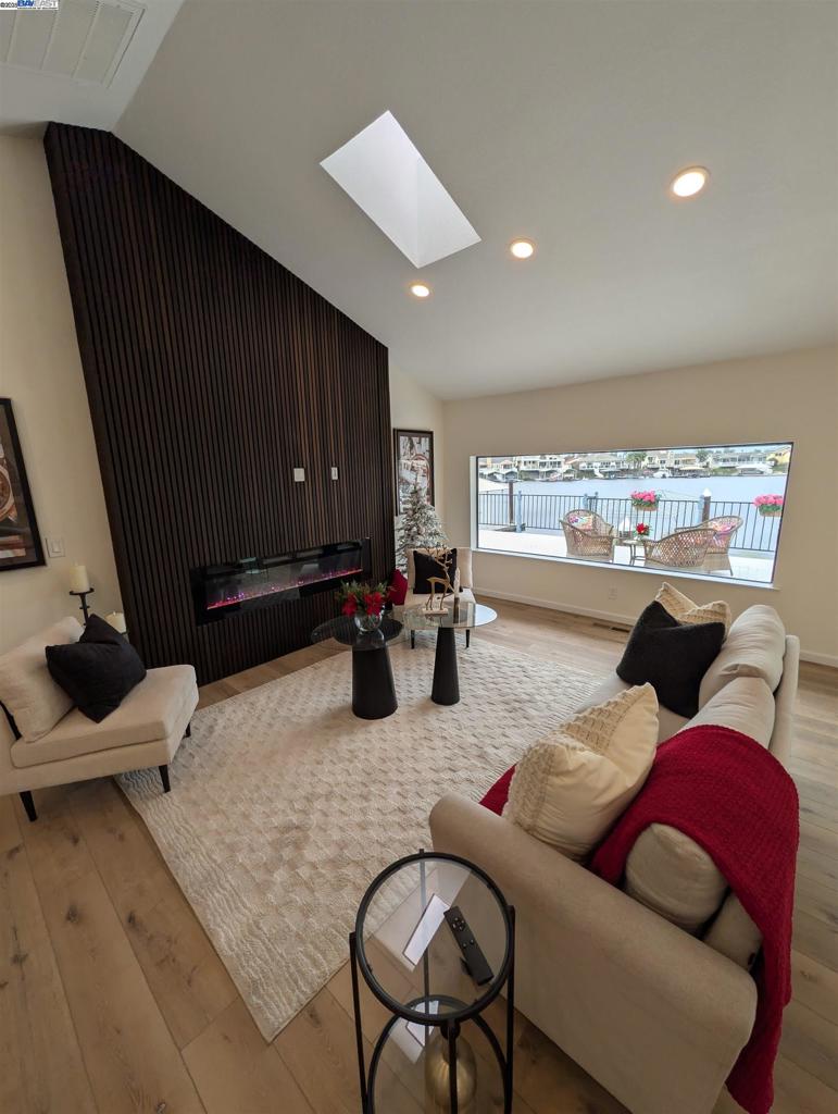 DELTA WATERFRONT ACCESS - Residential