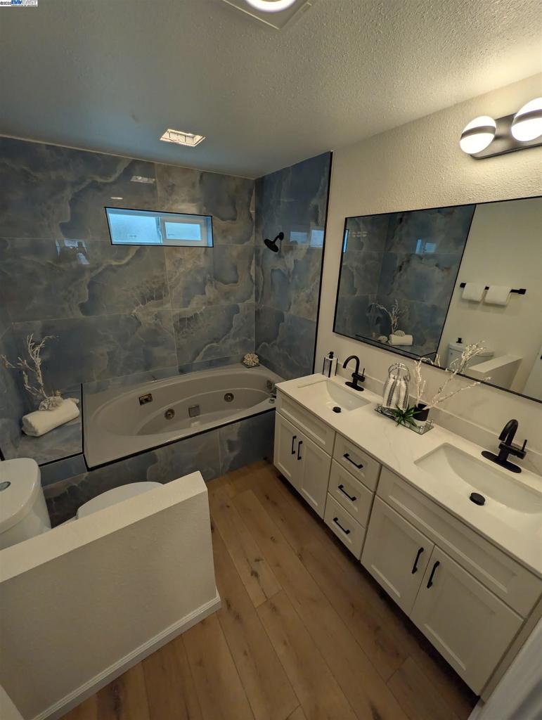 DELTA WATERFRONT ACCESS - Residential