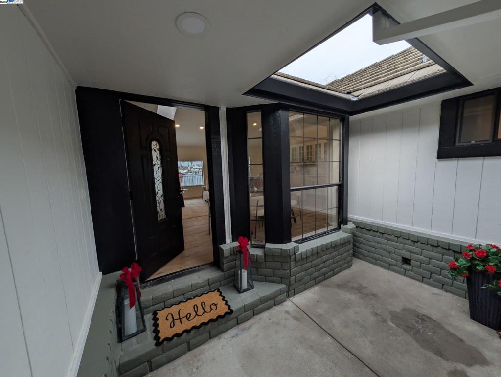 DELTA WATERFRONT ACCESS - Residential