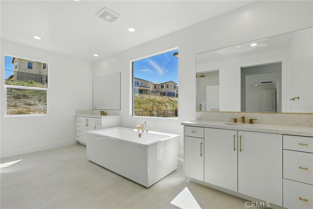 Tesoro Highlands - Residential