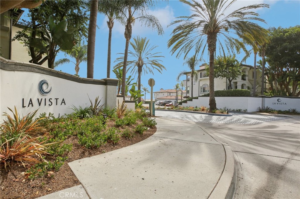 30902 Clubhouse Drive 27D