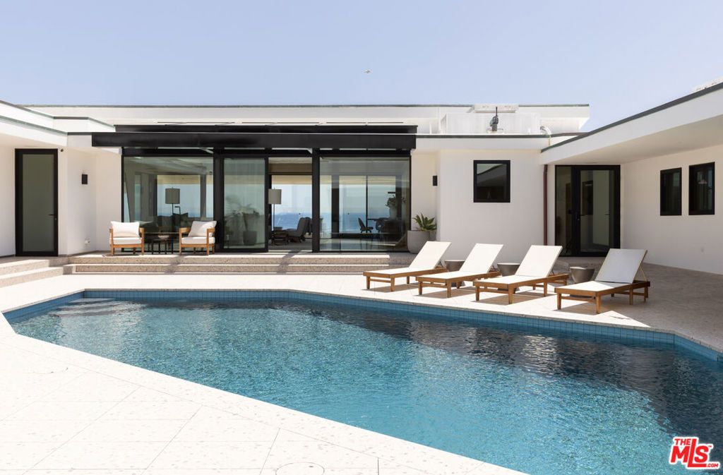 Photo of 31388 Broad Beach Road, Malibu, CA 90265 (MLS # 26845573)