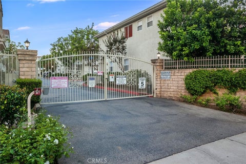 Photo of 8300 Chelsea Lane, West Hills, CA 91304 (MLS # SR26215114)