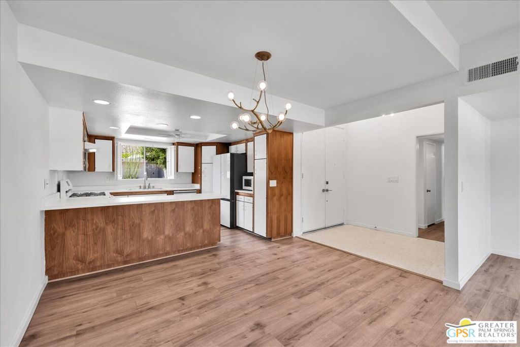Villa Roma - Residential Lease