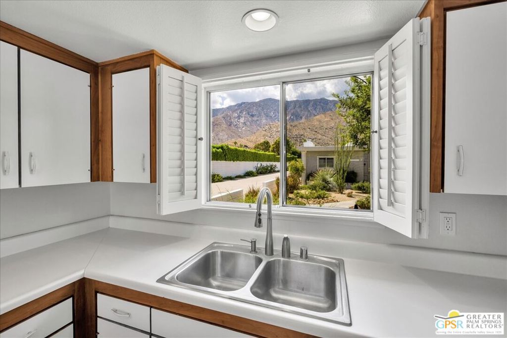 Villa Roma - Residential Lease