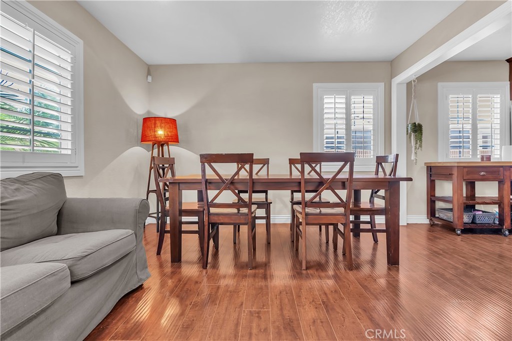 5944 Pennswood