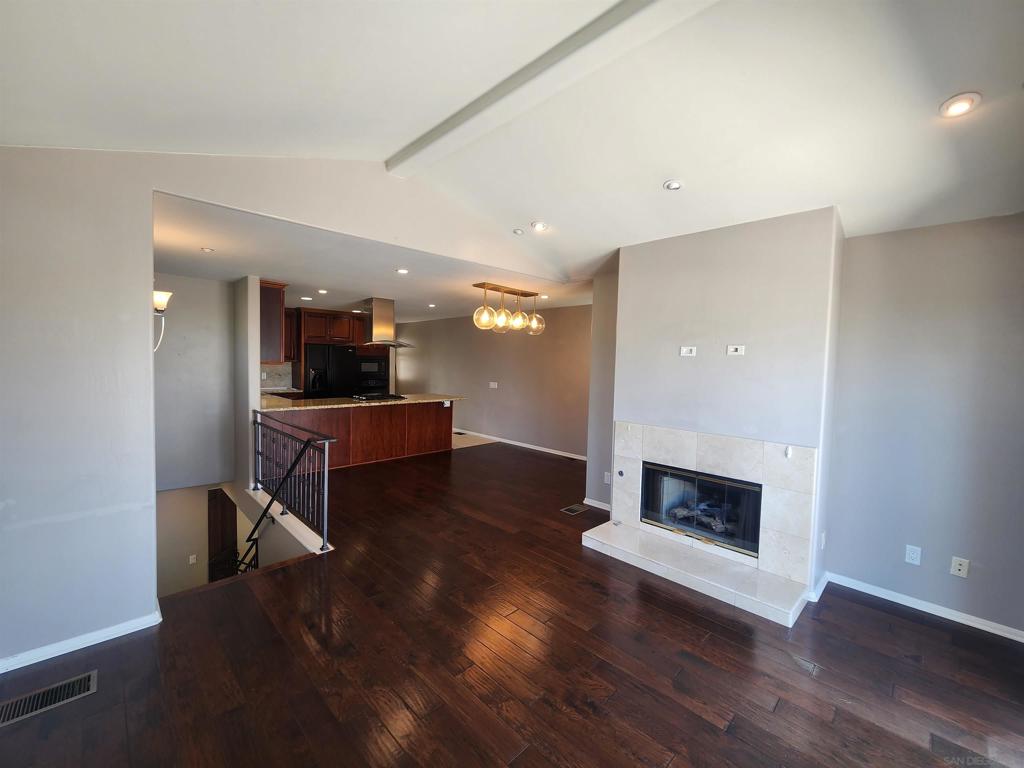 2265 Manchester