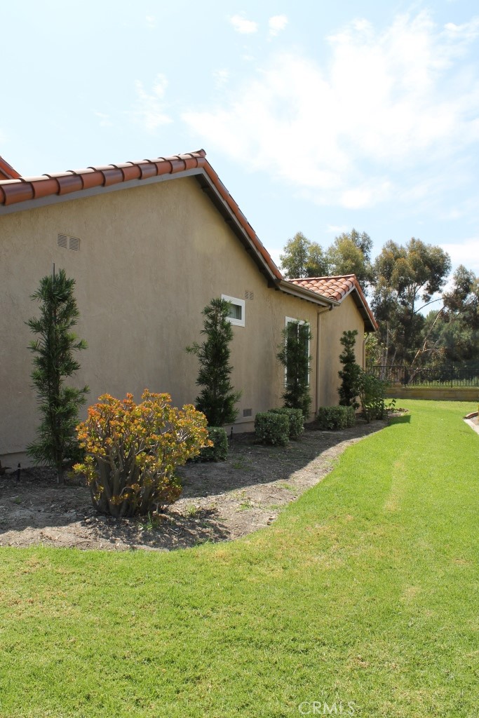 Casta Del Sol - Fiesta (CF) - Residential Lease