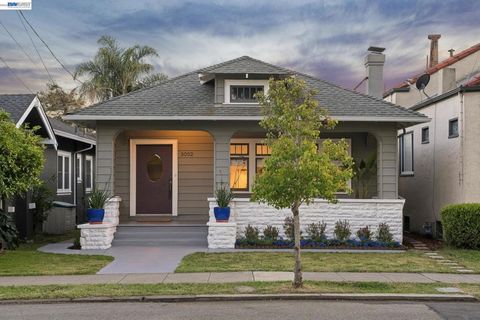 Photo of 3002 San Jose Ave, Alameda, CA 94501 (MLS # 41132210)
