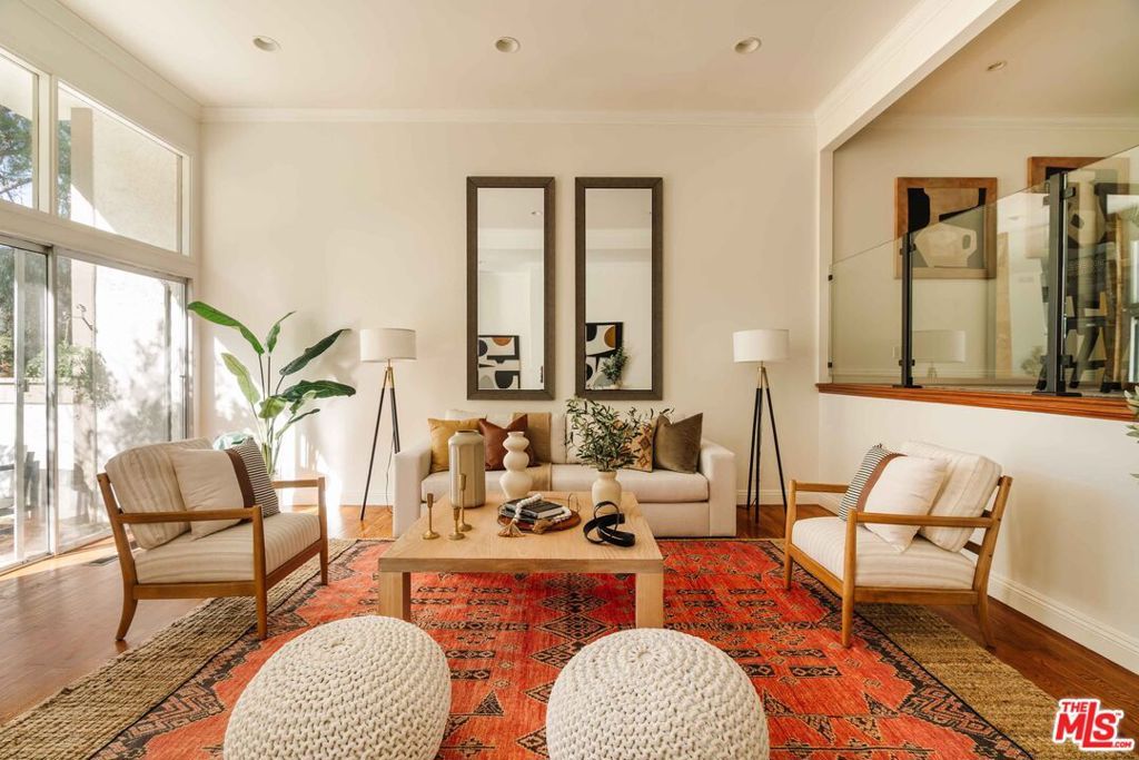 Photo of 17158 Palisades Circle, Pacific Palisades, CA 90272 (MLS # 25599655)