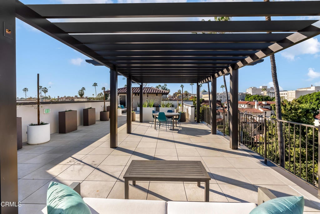 139 S Oak Knoll Avenue 102