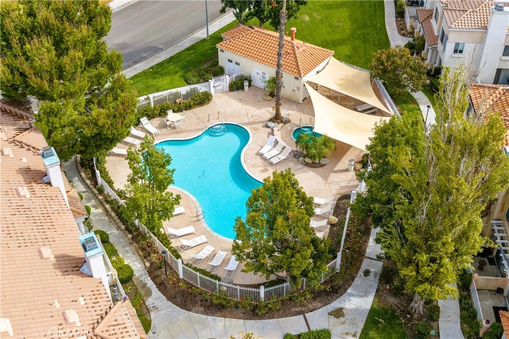 27010 Karns Court 61202