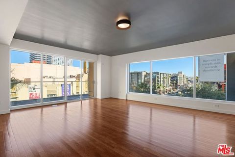 Photo of 6250 Hollywood Boulevard #5A, Los Angeles, CA 90028 (MLS # 26665345)