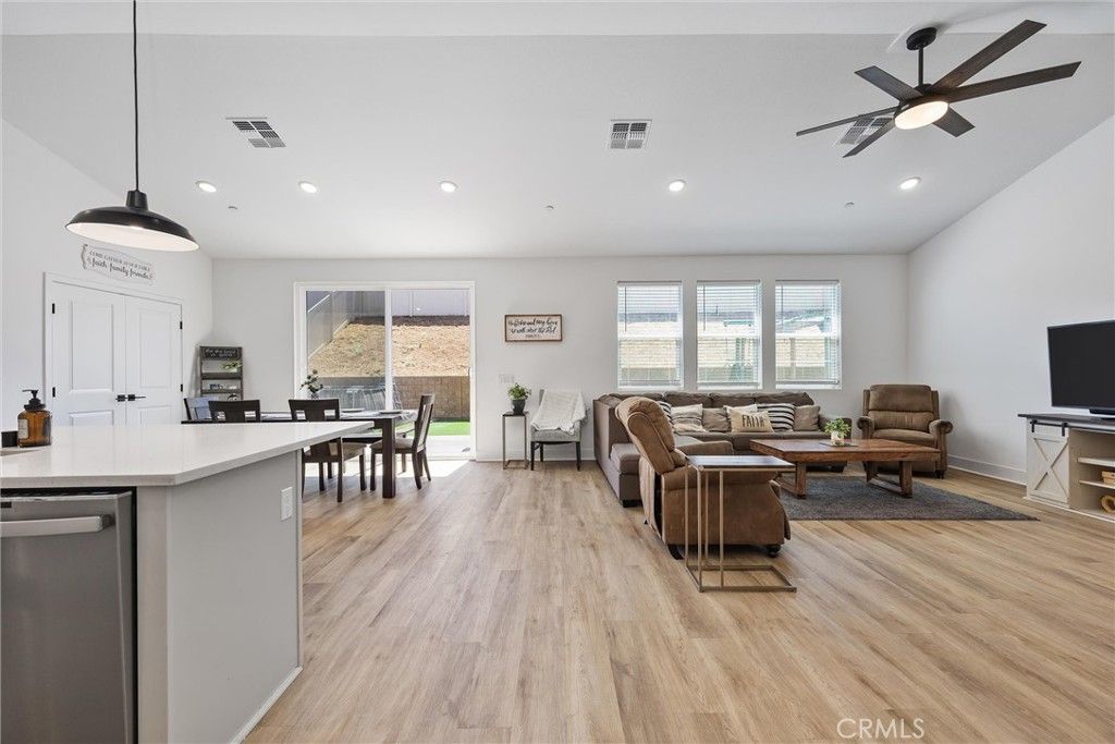 Photo of 212 Artina Court, Tehachapi, CA 93561 (MLS # PI26027005)