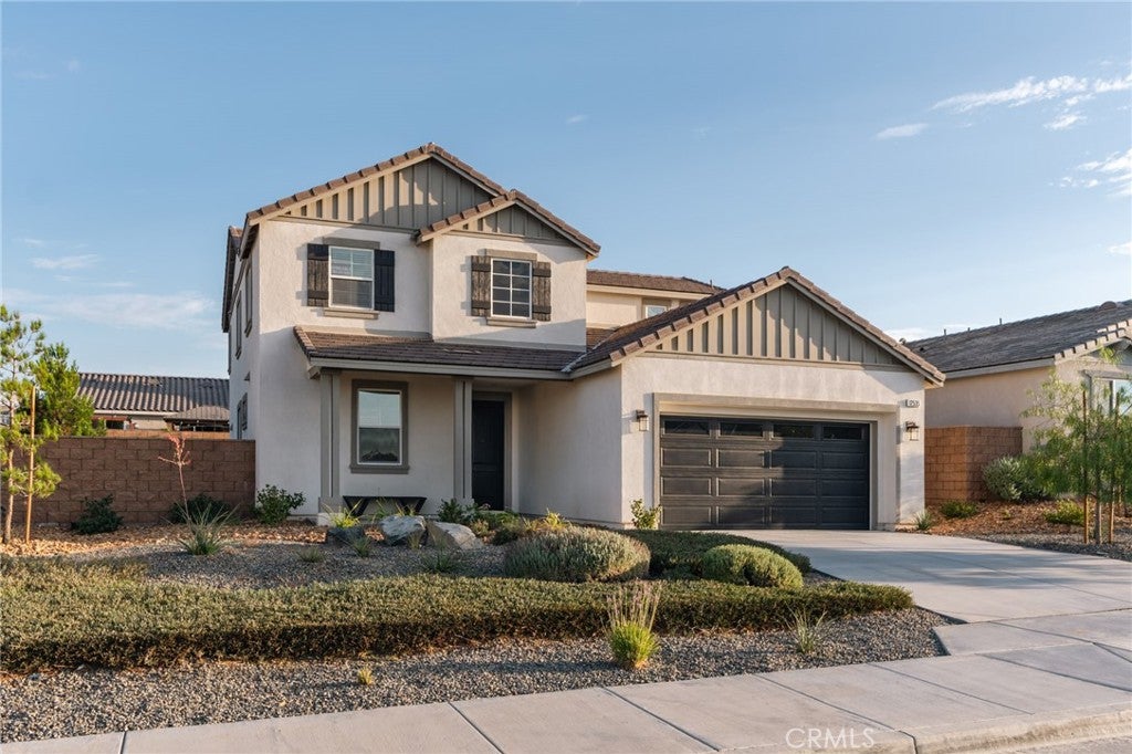 12535 Ava Loma