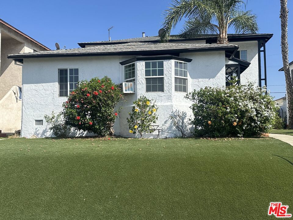 1706 S Crescent Heights Boulevard