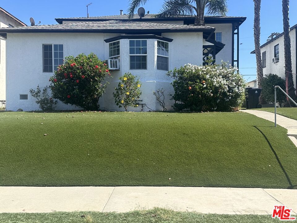 1706 S Crescent Heights Boulevard