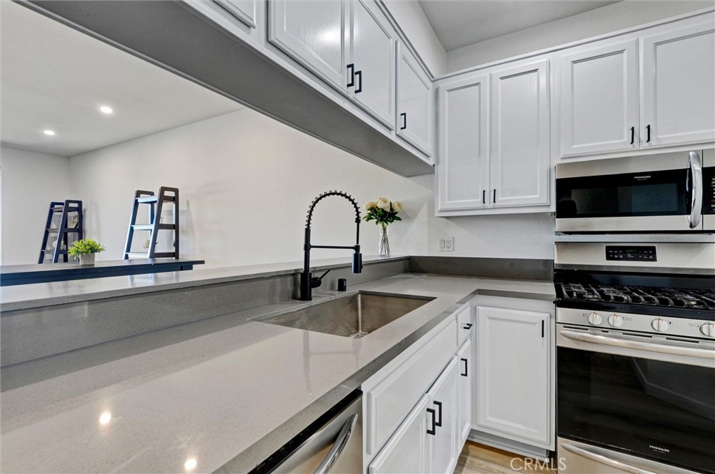 555 Maine Avenue 225