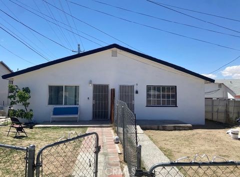 Photo of 210 Avenue D, Barstow, CA 92311 (MLS # DW26082794)