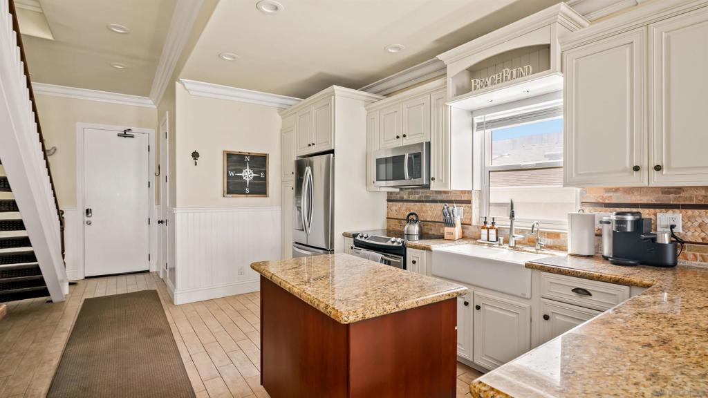 Mission Beach - Residential Lease