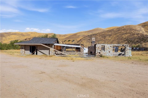 Photo of 38101 Gorman Post Road, Lebec, CA 93243 (MLS # SR26215003)