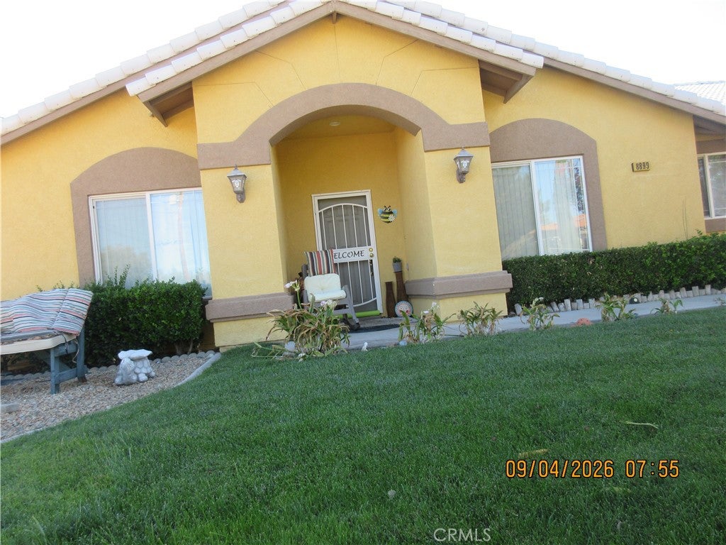 Photo of 8899 Guava AVE, Hesperia, CA 92345 (MLS # IV26194741)
