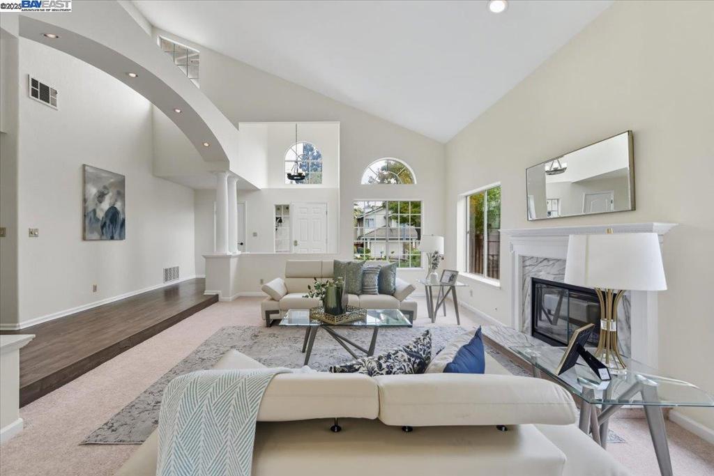SHADOW CREEK - Residential