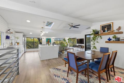 Photo of 21936 Canon Drive, Topanga, CA 90290 (MLS # 26662749)