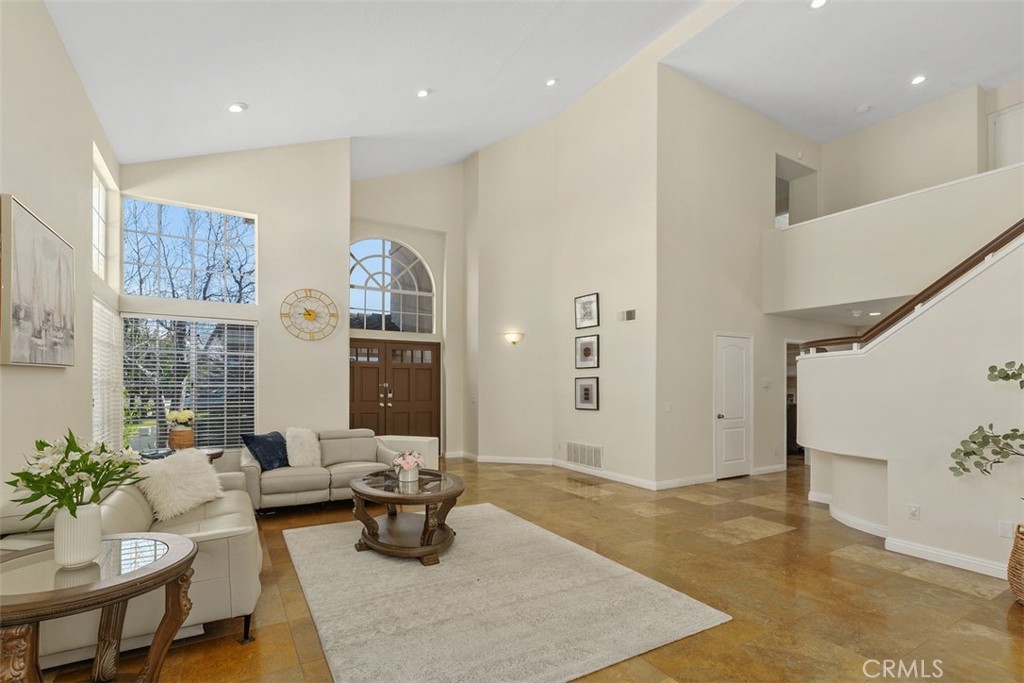 1598 Dominguez Ranch