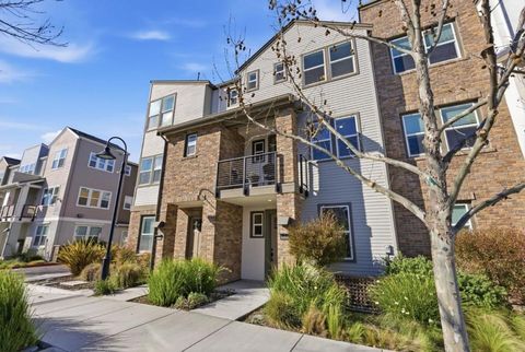 Tiny photo for 855 Cotati Terrace #2, Sunnyvale, CA 94085 (MLS # ML82037563)