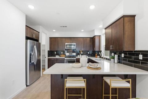 Tiny photo for 855 Cotati Terrace #2, Sunnyvale, CA 94085 (MLS # ML82037563)