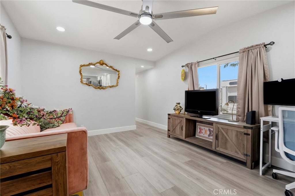 12846 W Lacey Boulevard 15