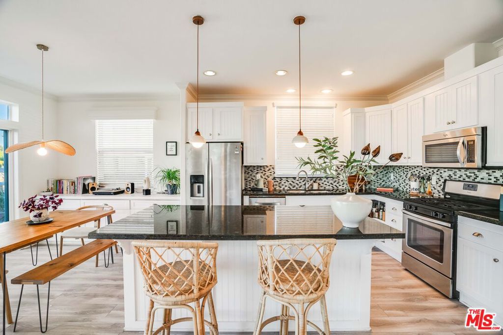 1302 Zuni Lane