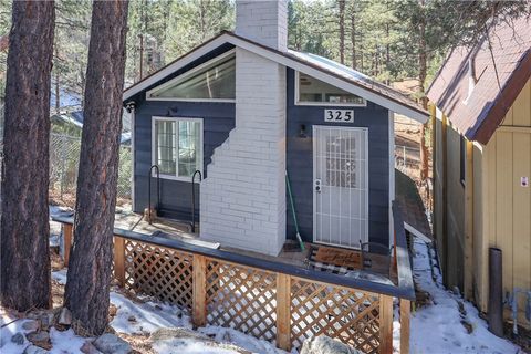 Photo of 325 Hilltop Lane, Big Bear City, CA 92314 (MLS # SB26002371)