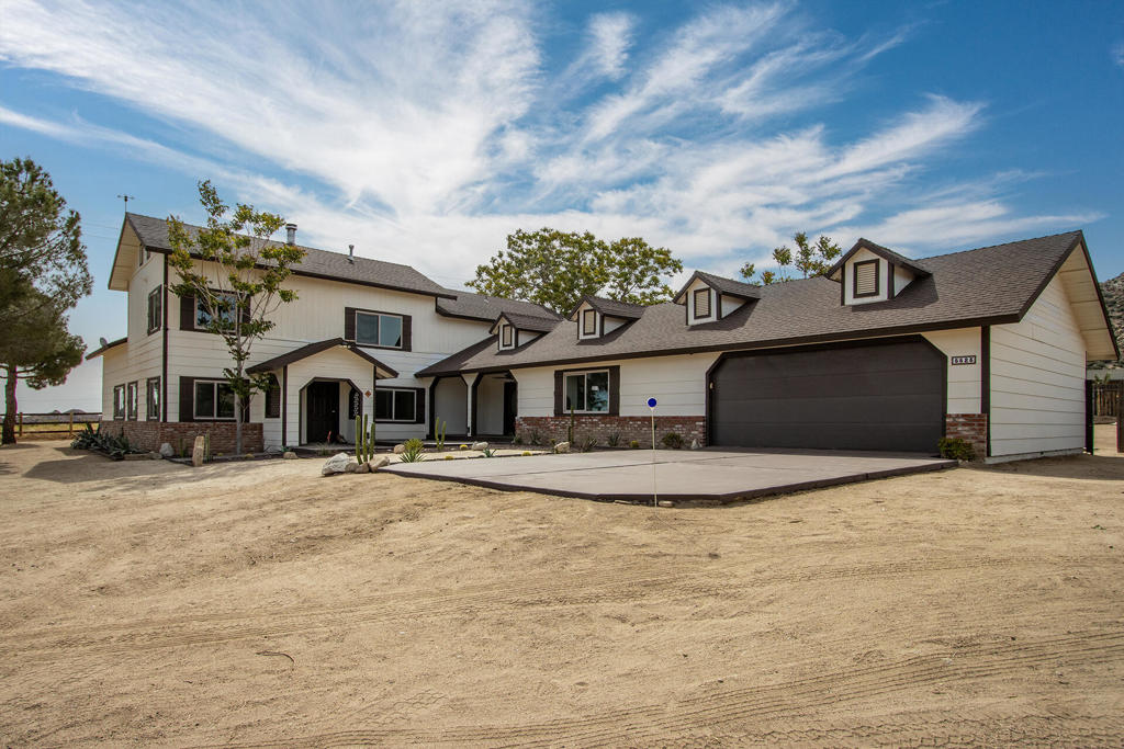 5523 Tom Mix Road