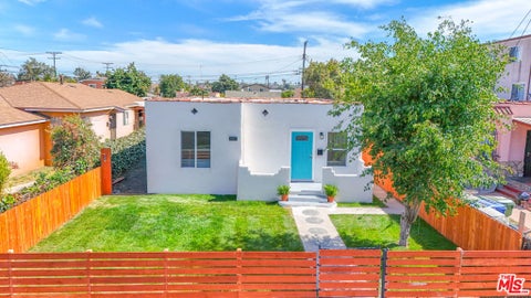 Photo of 3312 Hyde Park Boulevard, Los Angeles, CA 90043 (MLS # 26850253)