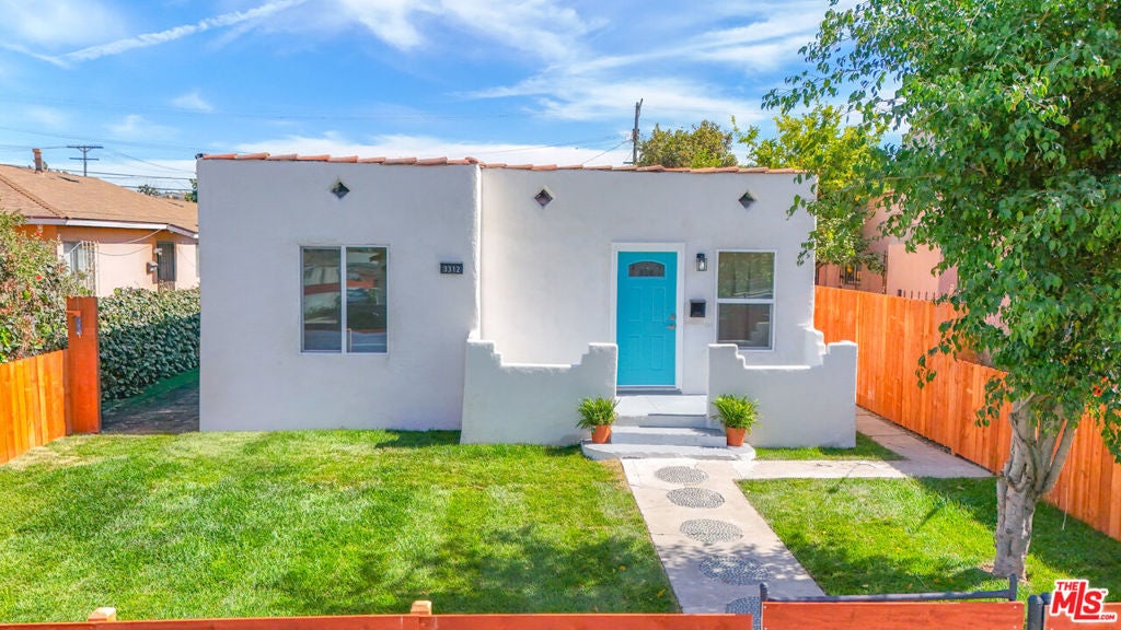 3312 Hyde Park Boulevard, Los Angeles CA 90043