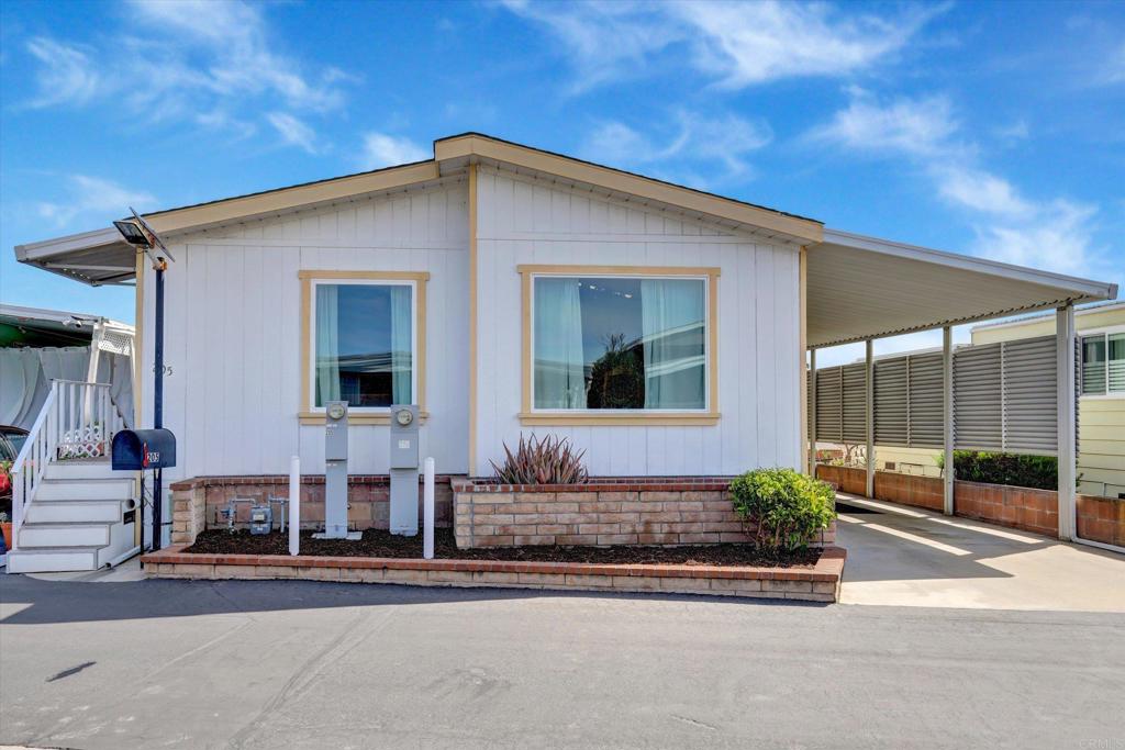 205 Mockingbird Lane